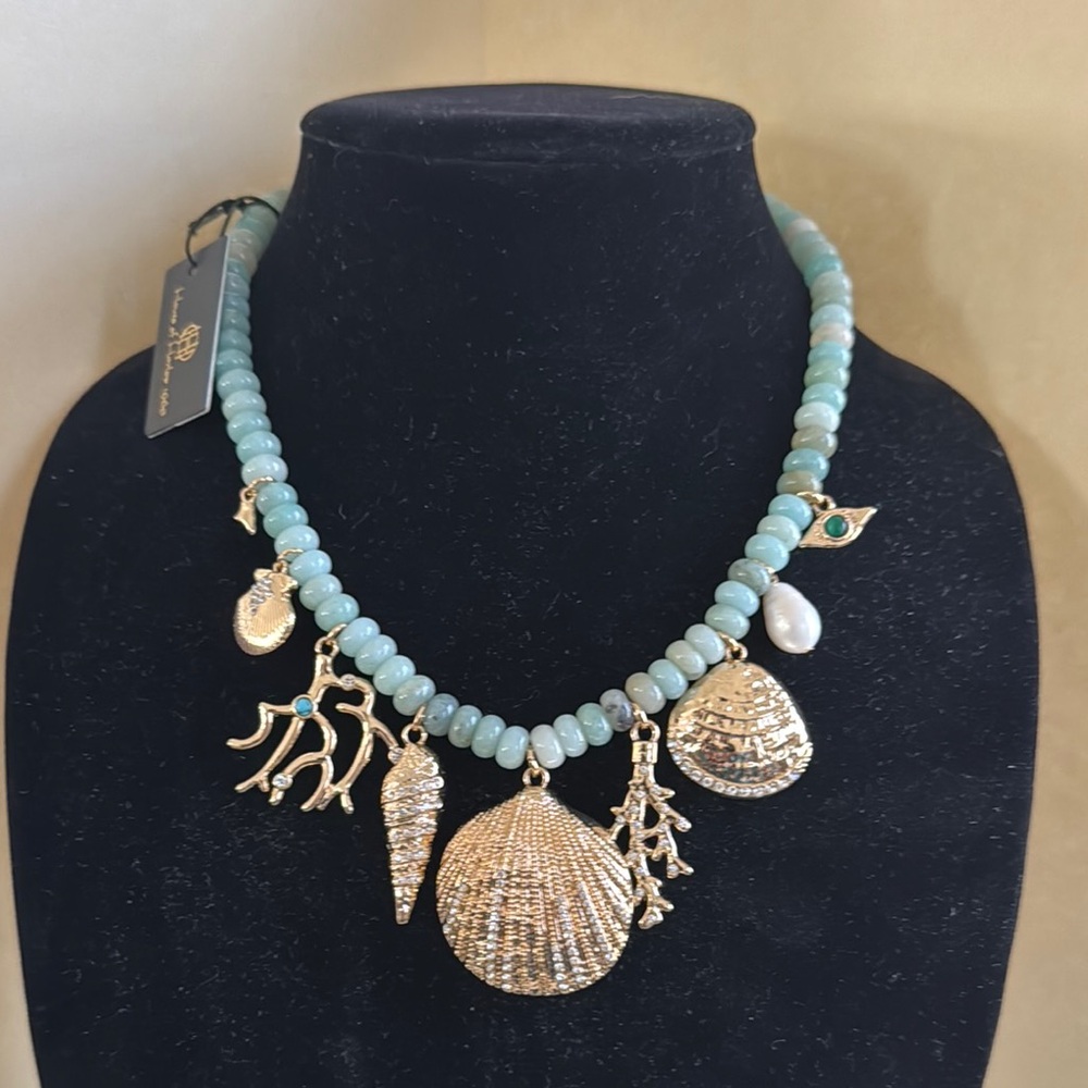 HOUSE OF HARLOW Jade Amazonite Pearl Gold Tone Charm Necklace 17+3” NWT $125